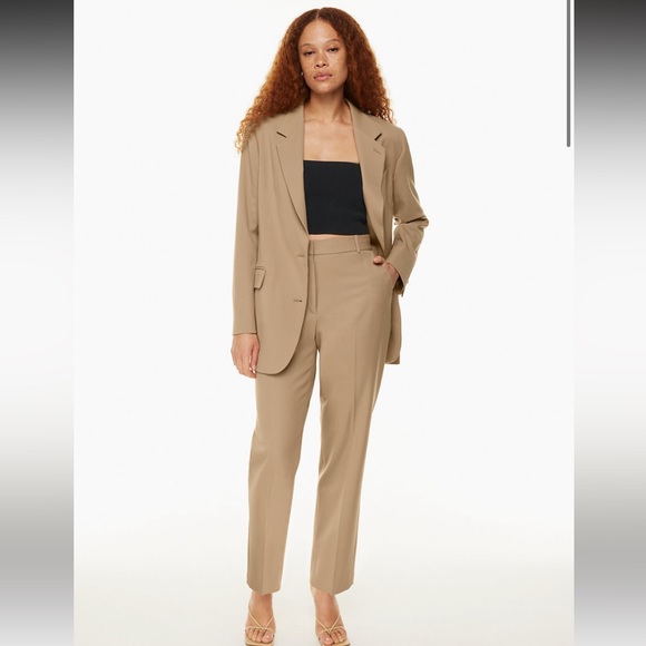 Aritzia Pants - Aritzia babaton command pant size 0 in gold camel NWT